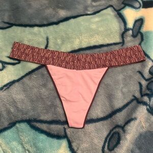 VS PINK Thong L